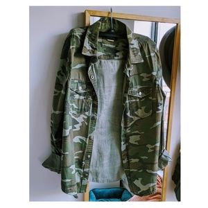 CAMO SHIRT-JACKET PERFECT FOR LAYERING